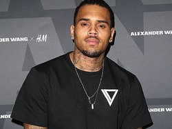6 Tahun Jalani Masa Percobaan, Akhirnya Chris Brown Bebas
