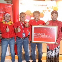 Lewat Digital School, 60 Ribu Pelajar & Guru Terhubung Online