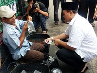 Hidayat Nur Wahid Blusukan di Tujuh Kelurahan