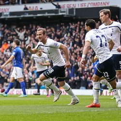 Kane Hat-trick, Spurs Tekuk Leicester 4-3