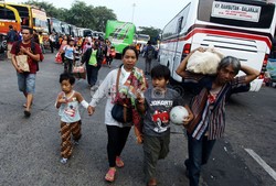 Cerita Kepala Terminal Kampung Rambutan yang Penjarakan Calo Tiket