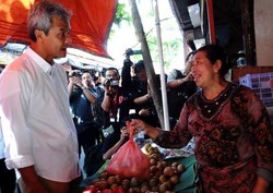 Soal APBD, Ganjar Sebut Ahok Bisa Jadi Contoh Kepala Daerah Lain