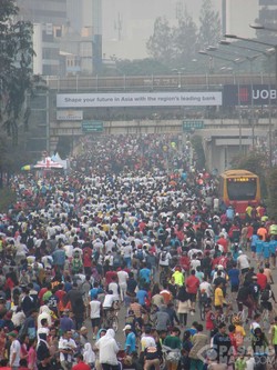 Suasana Car Free Day di Bundaran HI yang Makin Semrawut dan Tak Nyaman