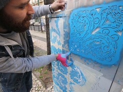 Seniman Ini Bikin Grafiti di Kotak Listrik Jalanan