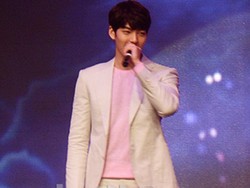 Lee Min Ho dan Suzy miss A Resmi Pacaran, Ini Komentar Kim Woo Bin