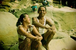 romantis sepanjang usia