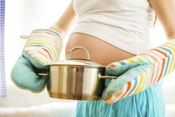 Ibu Hamil Tak Boleh Makan Mi Instan atau Barbeque? Ini Penjelasan Dokter