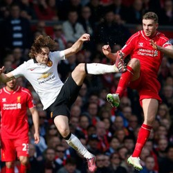 Keberhasilan MU Mengeksploitasi Skema 3 Bek Liverpool