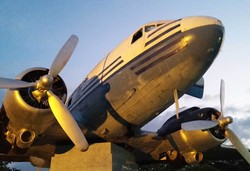 Pesawat Ini Cikal Bakalnya Garuda Indonesia