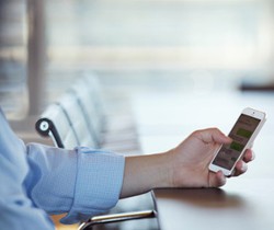 Tips Mengatasi Ponsel Sering Restart Sendiri