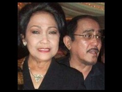 Frans Tumbuan Sosok Romantis Penggemar Lagu-lagu Jadul