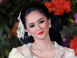 Dikabarkan Dekat dengan Glenn Fredly, Aura Kasih Tak Mau Jadi Gosip