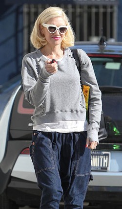 Gwen Stefani Rilis Jam Tangan Bergaya Harajuku