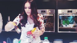 Karena Sibuk, Wulan Guritno Lebih Suka Mengolah Masakan yang Praktis