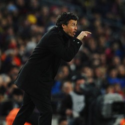 Enrique pada Pemain Barca: Masih Ada 10 Laga Penting Lagi