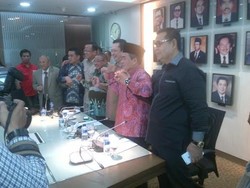 KMP Akan Kembalikan Surat Pengangkatan Komjen Badrodin ke Presiden Jokowi