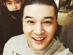 Mulai Jalani Wajib Militer, Ini Video Shindong SuJu Cukur Rambut