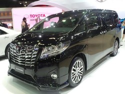 Toyota: Spek Alphard Sama dengan di Jepang, Hanya Penyesuaian Fitur