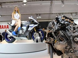 Keren, Nyetel Yamaha R1M Bisa Lewat Ponsel Android