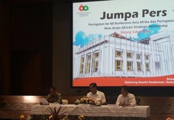 Menpar Bidik 2.500 Wisman Pada Side Events Peringatan KAA 2015