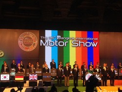 Panitia IIMS Berguru ke Bangkok Motor Show