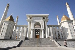 Wow! Ibukota Turkmenistan Terbuat Dari Marmer Putih