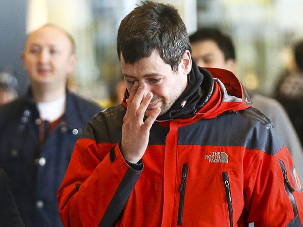 Keluarga Penumpang Germanwings Datangi Bandara Barcelona