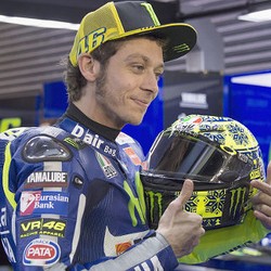 Ketimbang Jadi Ayah, Rossi Pilih Gelar Juara Dunia ke-10