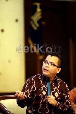 #Save Denny, Dosen FH Unand: Pejuang Antikorupsi Dikriminalisasi
