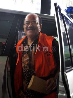 KPK Periksa Zulkarnaen Djabar Terkait Kasus Korupsi Dana Haji