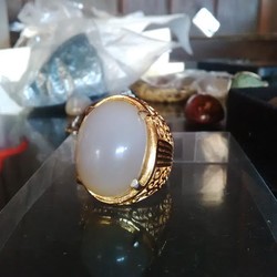 Kisah Penemuan Batu Akik Petir di Kebun Karet