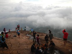 Gunung Lembu, Pilihan Naik Gunung di Jawa Barat
