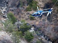 Helikopter Sisir Lokasi Jatuhnya Germanwings