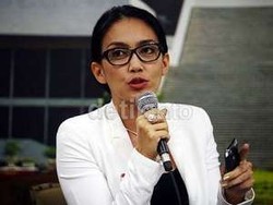 Rieke Diah Pitaloka Resmi Cerai, Jessica Iskandar Ingin Tes DNA El