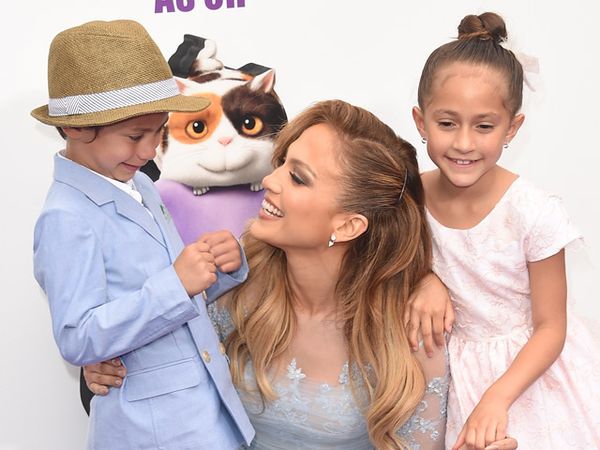 Jennifer Lopez dan Anak Kembar Kesayangannya