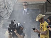 Mengintip Syuting Film Bond ke-24 di Meksiko