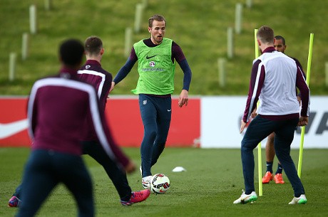 Amat Terkesan dengan Kane, Carrick Tebar Pujian