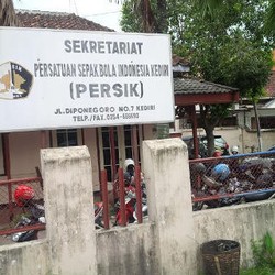 Pemain Persik Datangi Sekretariat Tanyakan Gaji
