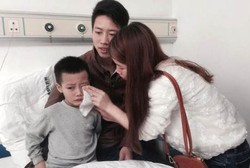 Sedih Ditinggal Ibu, Bocah Ini Ungkapkan Kesedihan Lewat Gambar