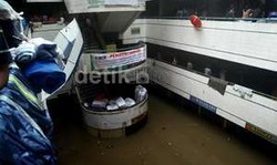 Ahok: Konyol, Sungai Lebih Tinggi Daripada Basement Pasar Cipulir