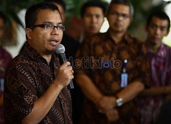 Melbourne University Tak Akan Cabut Gelar Guru Besar Meski Denny Tersangka