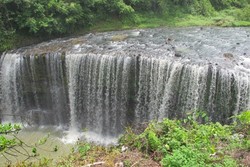 4 Kembaran Air Terjun Niagara di Indonesia