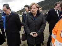 Kanselir Jerman Datangi Lokasi Jatuhnya Germanwings