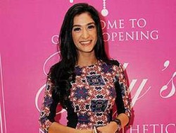 Batal Nikah, Fanny Ghassani Pertahankan Harga Diri Keluarga