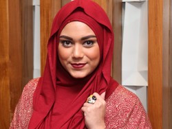 Mau Susul Laudya Berhijab, Thalita Latief Tunggu Hati Mantap