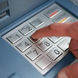 Pasang Chip di Kartu ATM, Nasabah Tak Dipungut Biaya