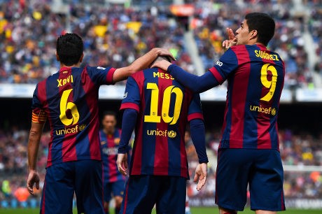 Suarez Bantah Anggap Pemain Barca adalah Pelayan Messi