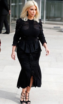 Dokter Kandungan Ungkap Alasan Kim Kardashian Sulit Hamil Anak ke-2