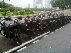 Puluhan Polisi Jaga Ruang Pimpinan Fraksi Golkar, Kubu Agung Protes