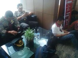 Kubu Ical Bantah Kerahkan Polisi untuk Amankan Fraksi Golkar